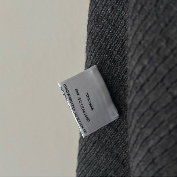 Eileen Fisher Open Front Sleeveless Cardigan Vest 100% Wool Size Medium Grey - Picture 6 of 10